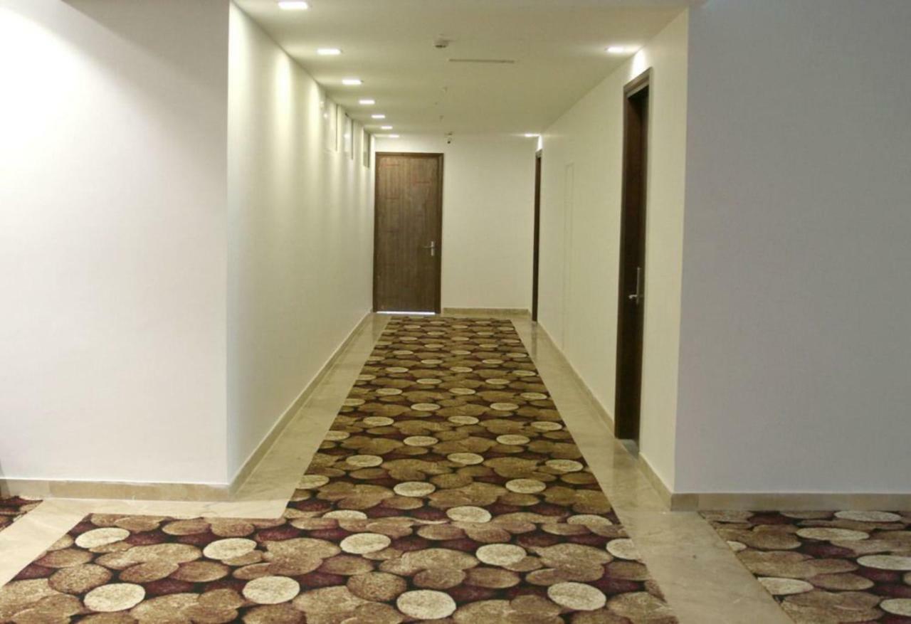 Royal Imperio Hotel Faridabad Ngoại thất bức ảnh