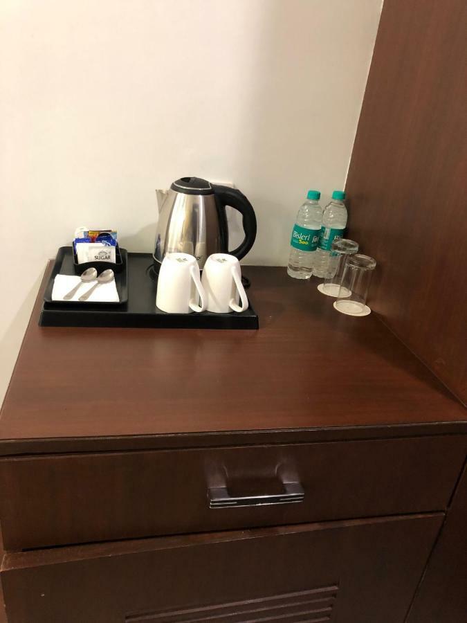 Royal Imperio Hotel Faridabad Ngoại thất bức ảnh